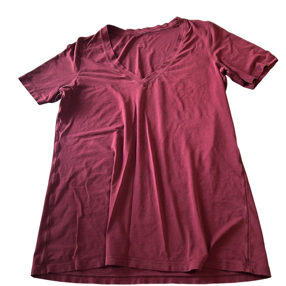 Lululemon Love Tee V-Neck Shirt Size 8 Burgundy Pima Cotton Short Sleeve